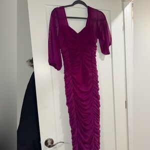 Chic Fuchsia Ruched Midi Sleeve Dress
